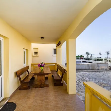 House At The Beach Nin