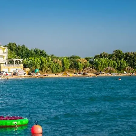 House At The Beach Nin